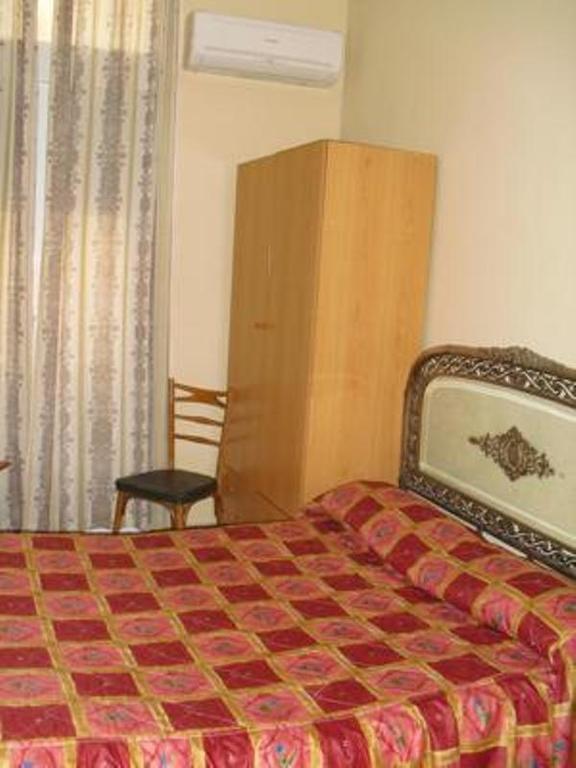 Hostal Del Mar Madrid Rum bild